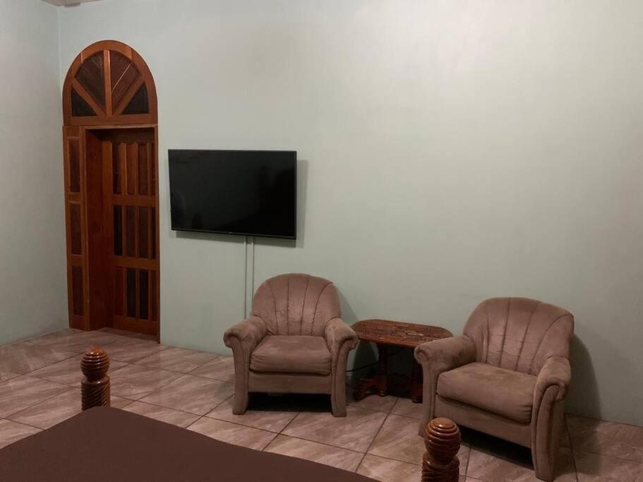 Banyan Rose Appartement Orange Walk Buitenkant foto